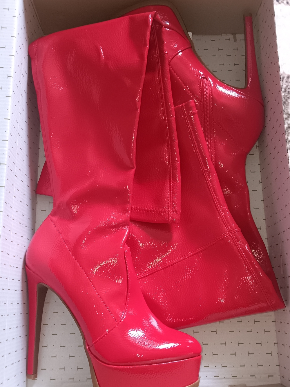 Thalia Sodi Silena Red Over-the-Knee Boots Size 5.5M Stretch NWT ❤️